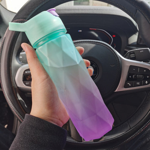Large Capacity Spray Water Bottle for Outdoor Sports and Fitness