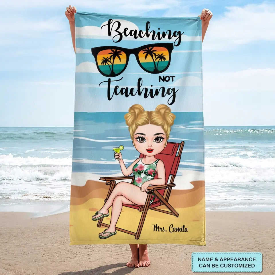 Personalized Custom Beach Towel - Ideal Gift for Teachers Day, Birthday, and Summer
